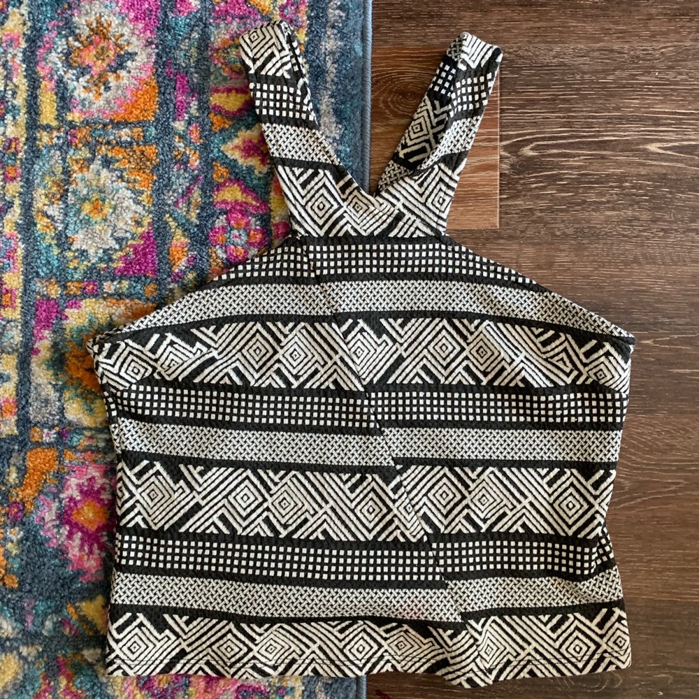🆕NWOT Abbeline Southmoon Under Halter Print Top M
